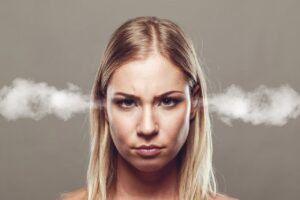 退職後の会社とのトラブルについて相談する際のポイントは？